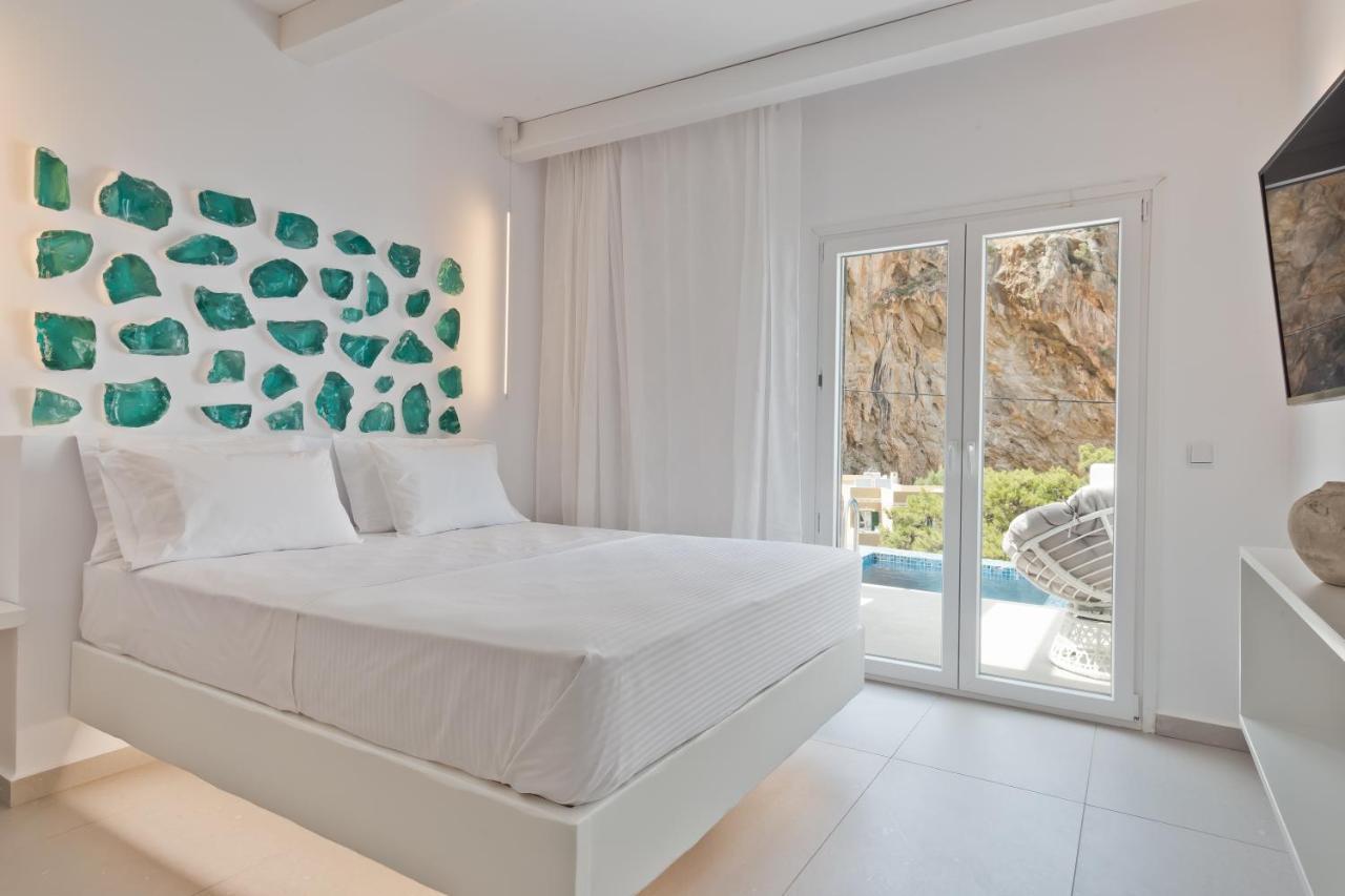 Enilion Luxury Suites Kyra Panagia Екстер'єр фото