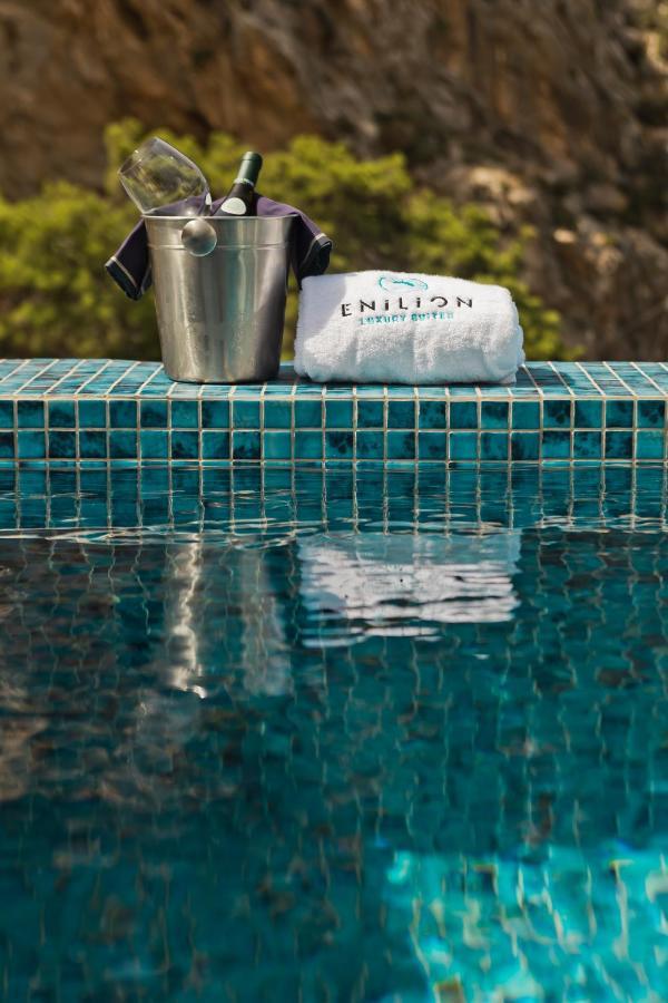 Enilion Luxury Suites Kyra Panagia Екстер'єр фото