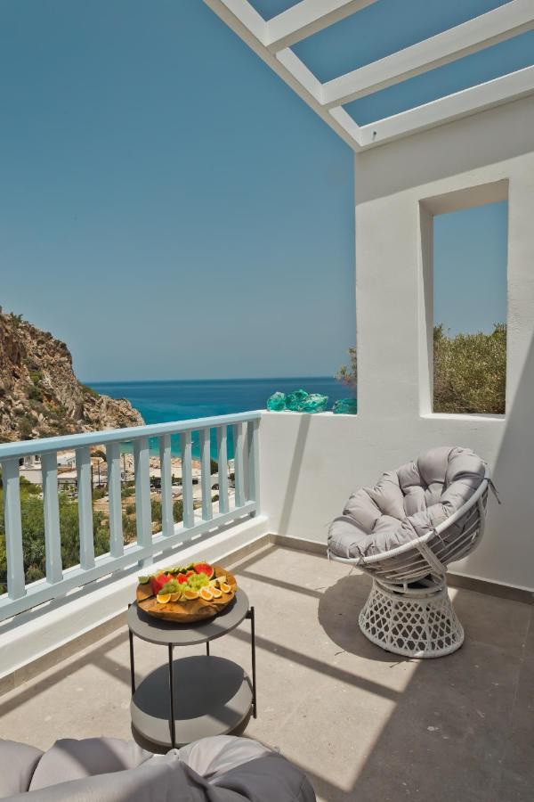 Enilion Luxury Suites Kyra Panagia Екстер'єр фото