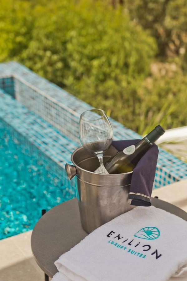 Enilion Luxury Suites Kyra Panagia Екстер'єр фото