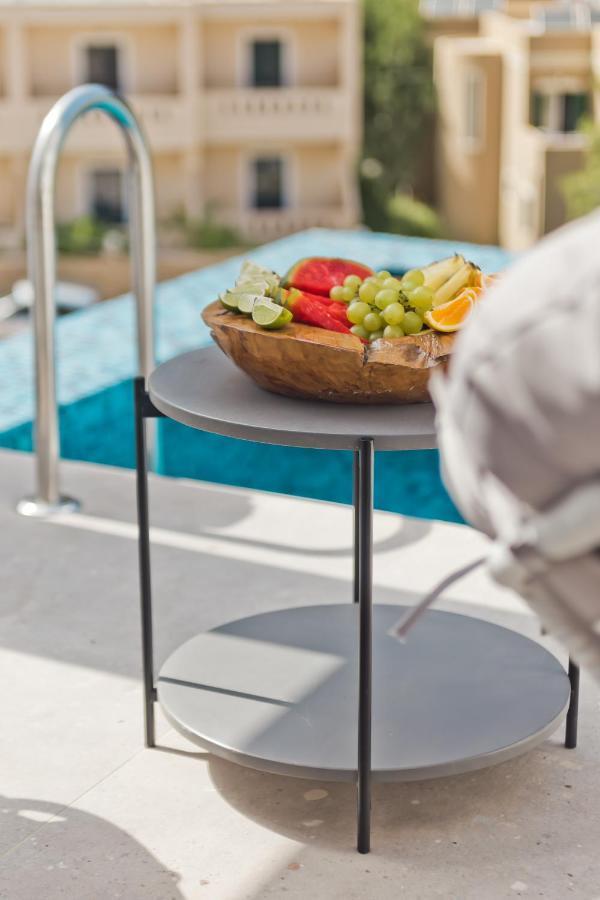 Enilion Luxury Suites Kyra Panagia Екстер'єр фото