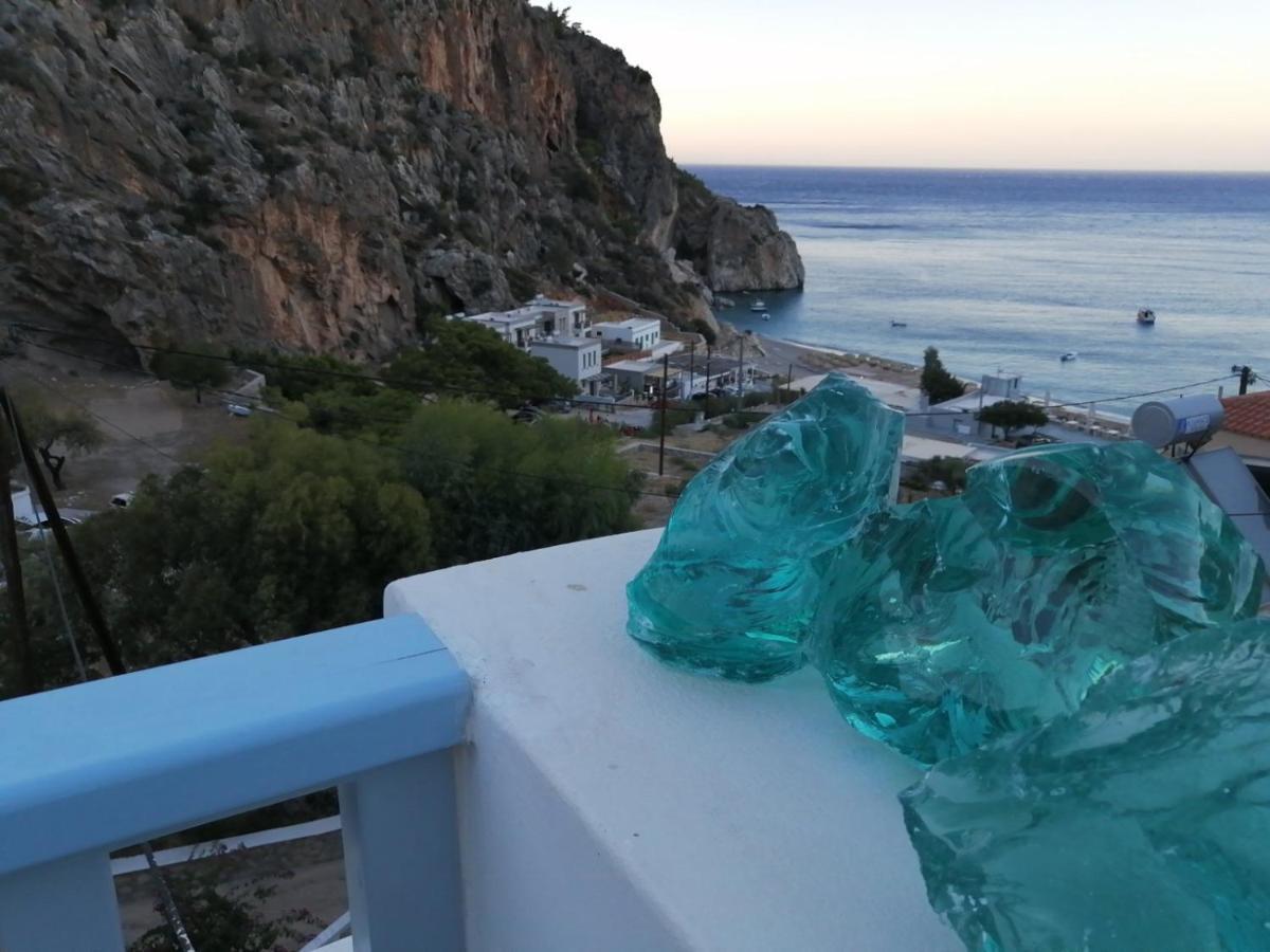 Enilion Luxury Suites Kyra Panagia Екстер'єр фото
