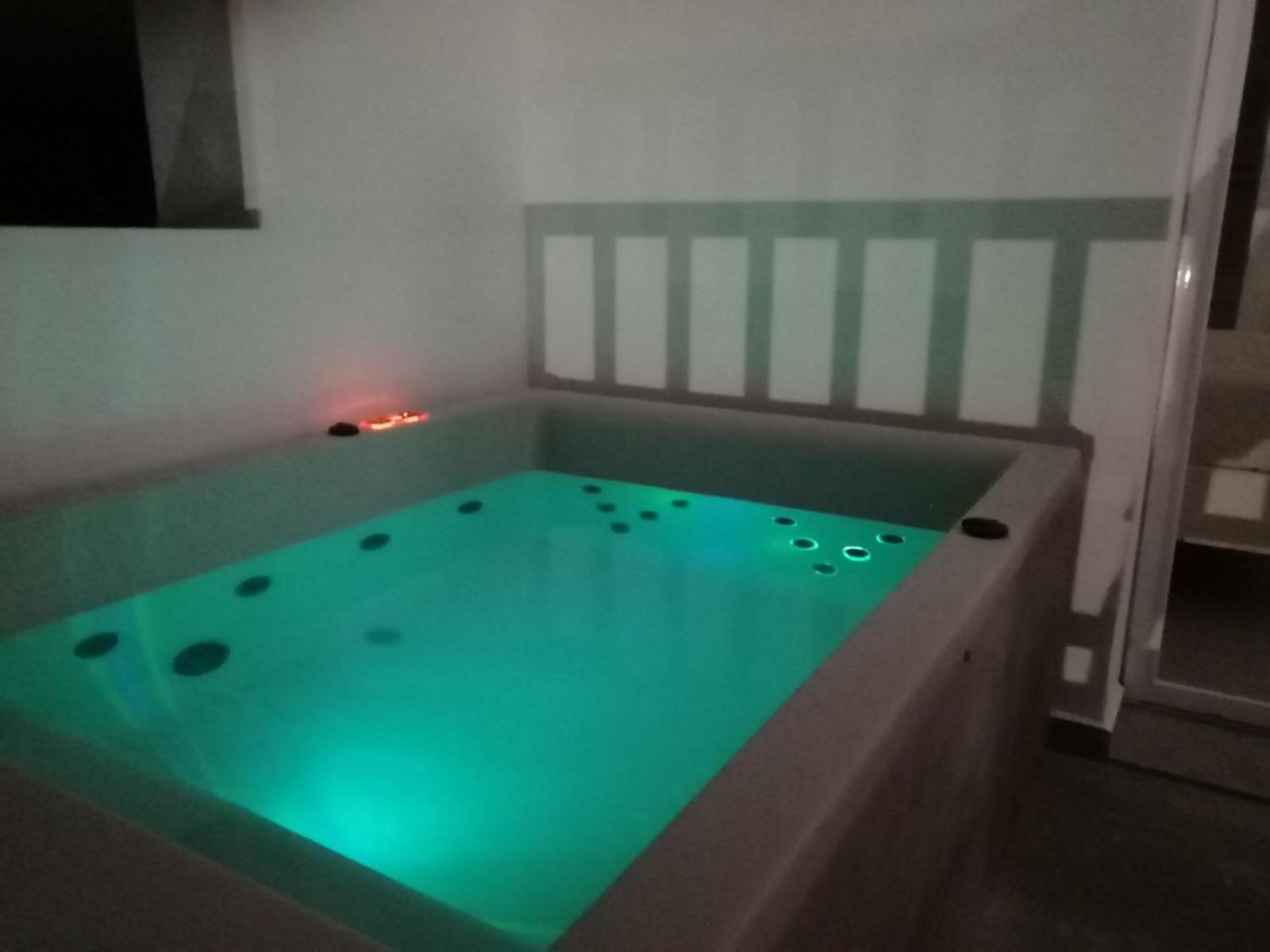 Enilion Luxury Suites Kyra Panagia Екстер'єр фото