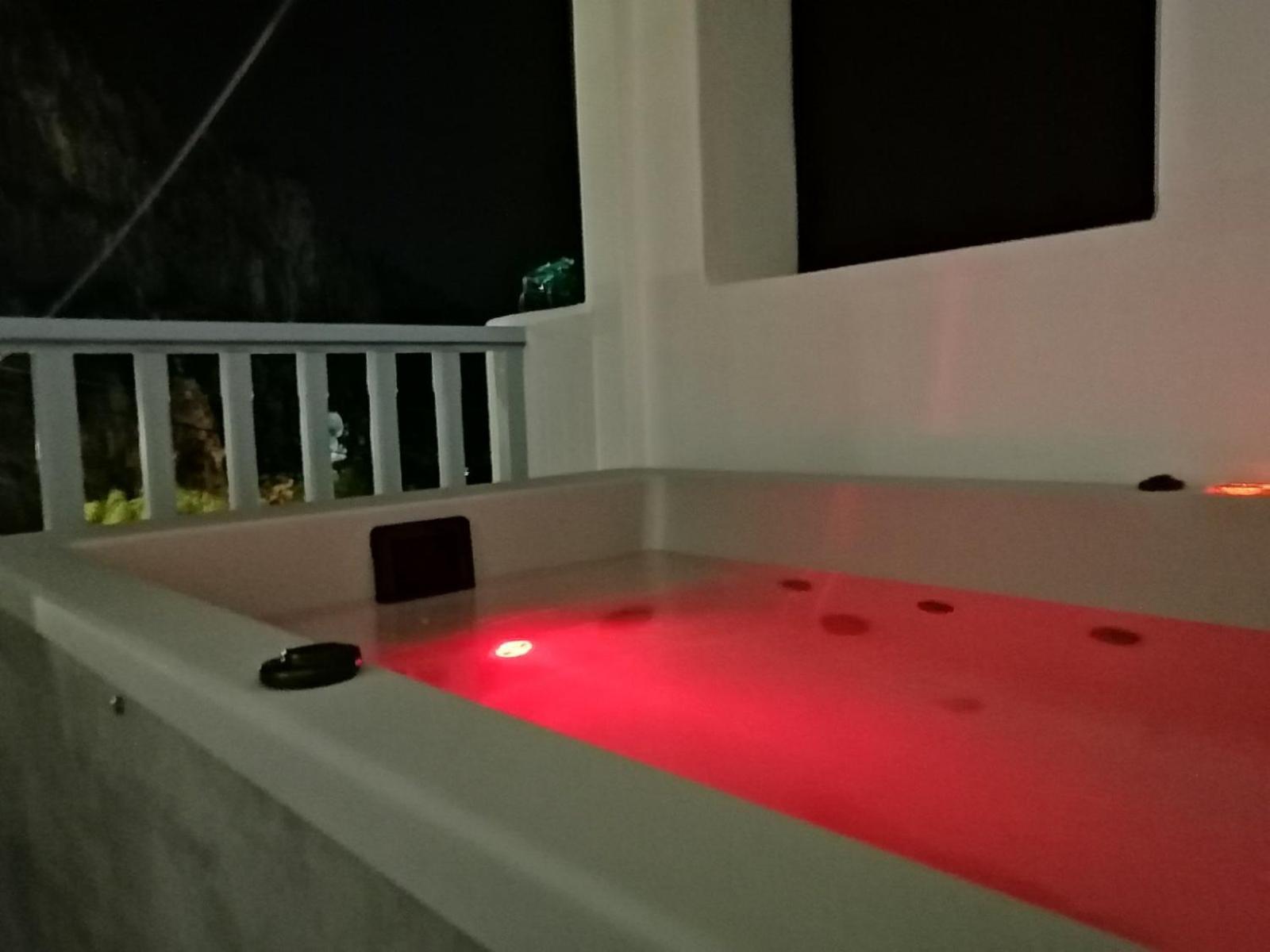 Enilion Luxury Suites Kyra Panagia Екстер'єр фото