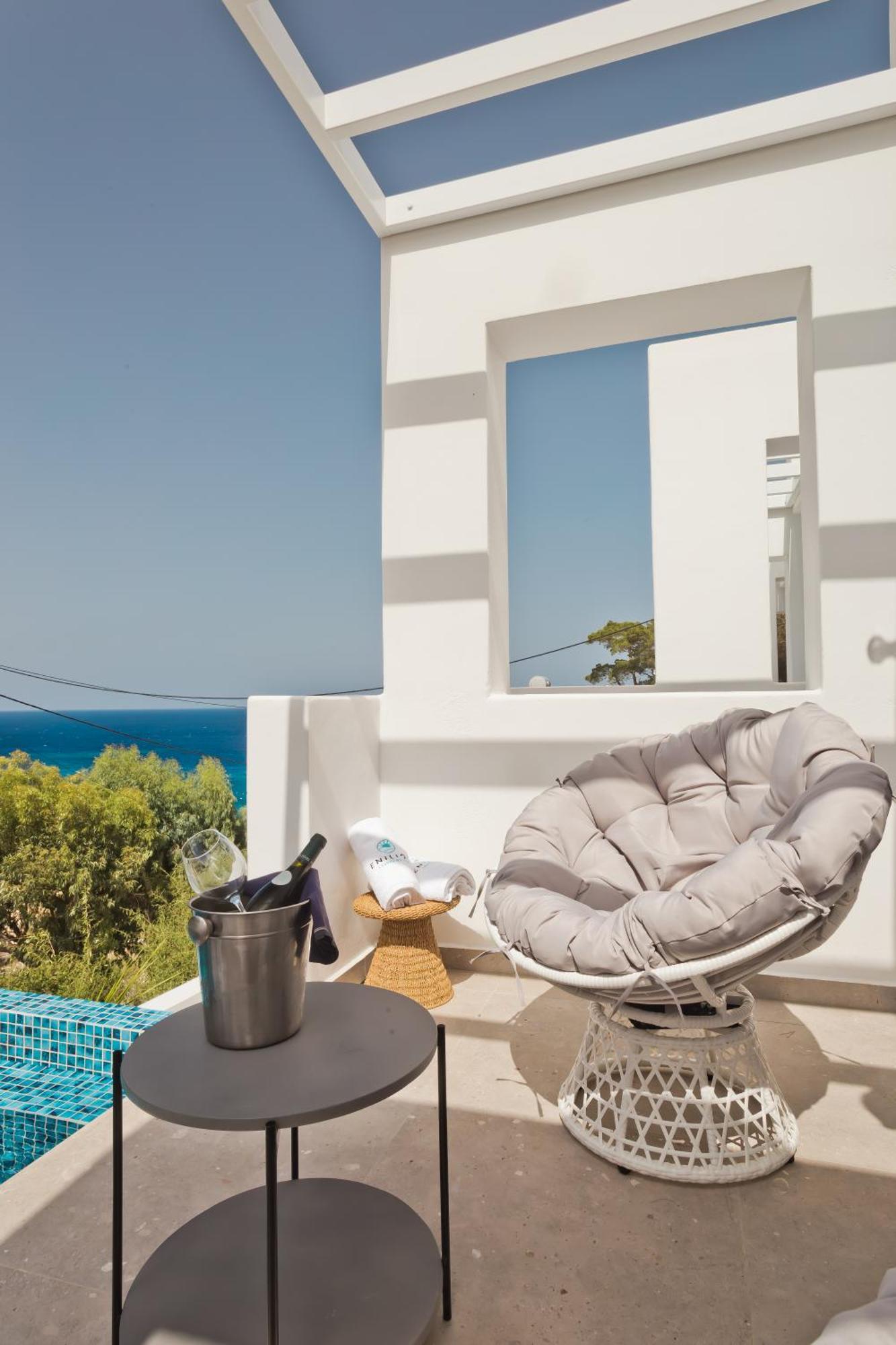 Enilion Luxury Suites Kyra Panagia Екстер'єр фото