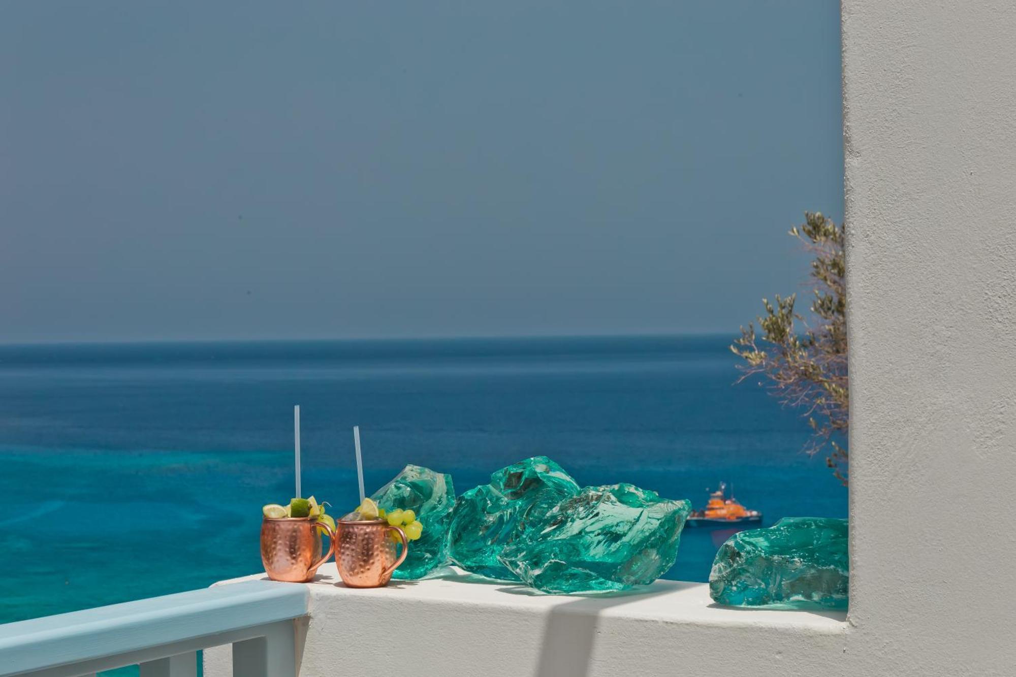 Enilion Luxury Suites Kyra Panagia Екстер'єр фото