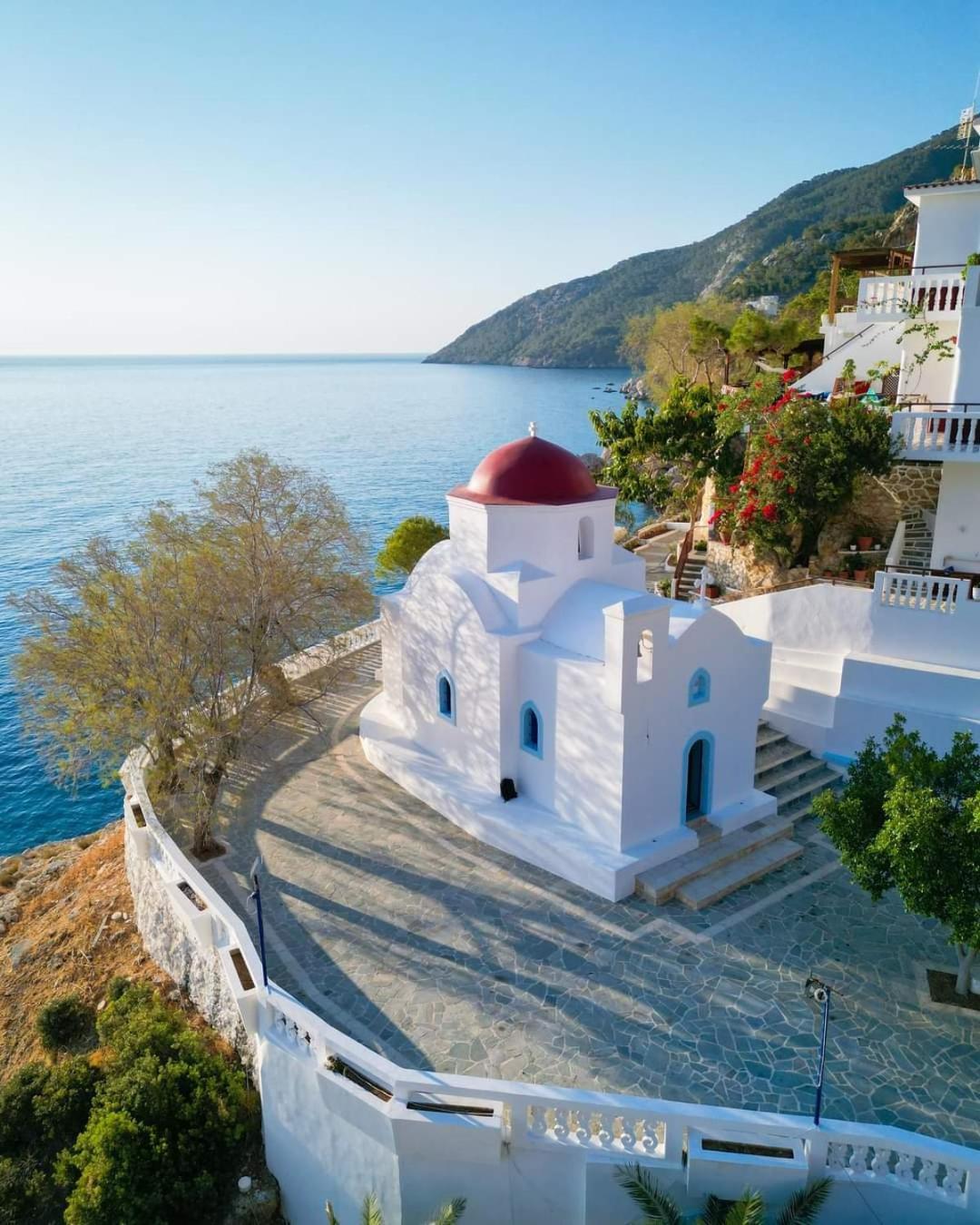 Enilion Luxury Suites Kyra Panagia Екстер'єр фото