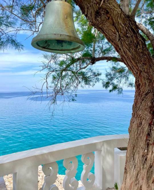 Enilion Luxury Suites Kyra Panagia Екстер'єр фото